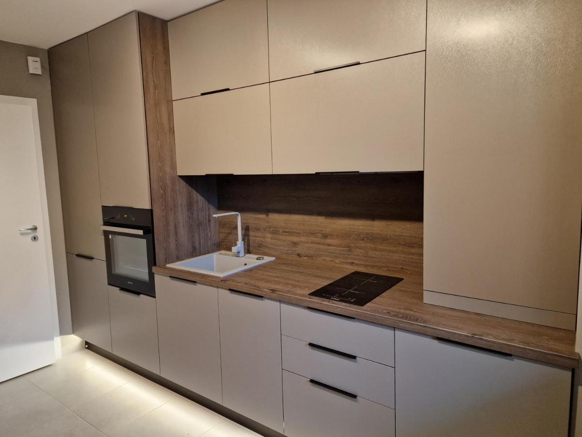 Apartmán Ama By Melis Brašov Exteriér fotografie